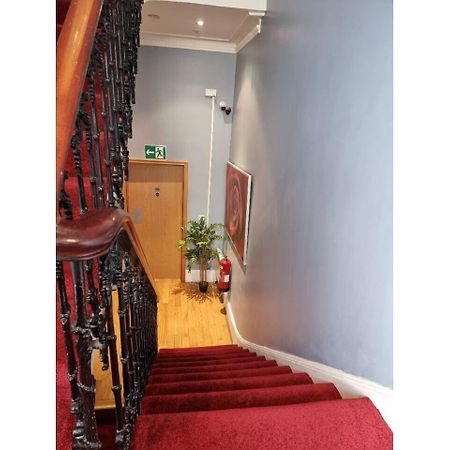 شقة Fb2-Fantastic Basement Studio Good For 3 Near Hyde Park لندن المظهر الخارجي الصورة